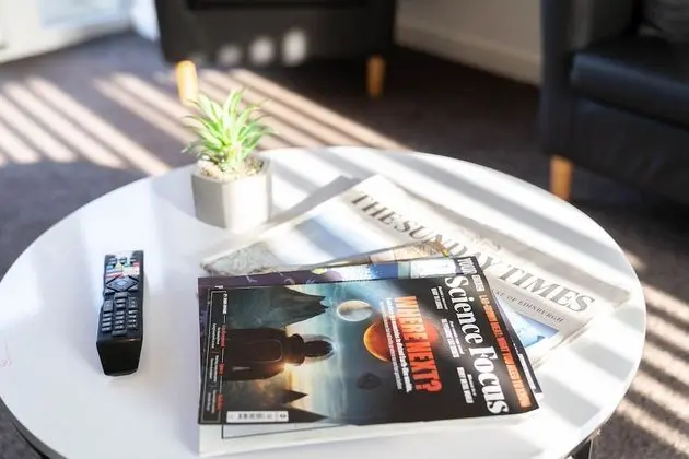 Modern West Midlands Family Home With Garden - İç Mekan