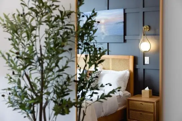 The Modernist Hotel - Öne Çıkan Resim