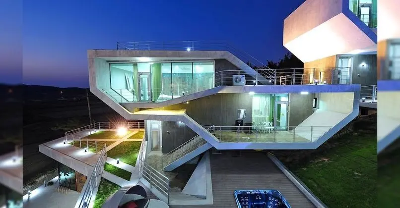 Moken Poolvilla