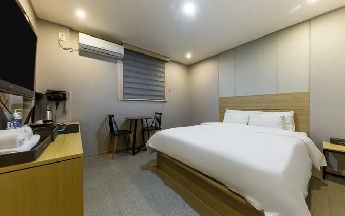 Mokpo Hotel W