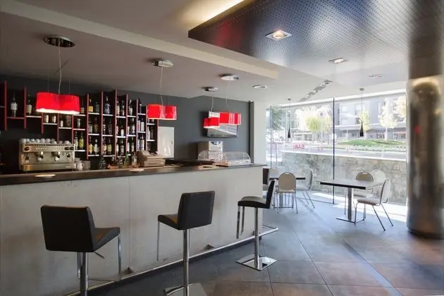 Mola Park Atiram Hotel