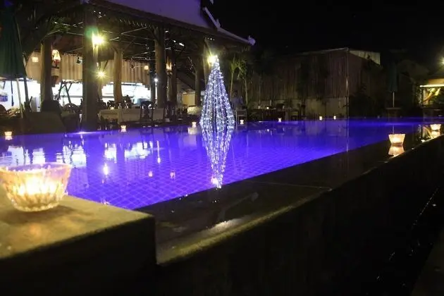 Moloppor Villa - Havuz