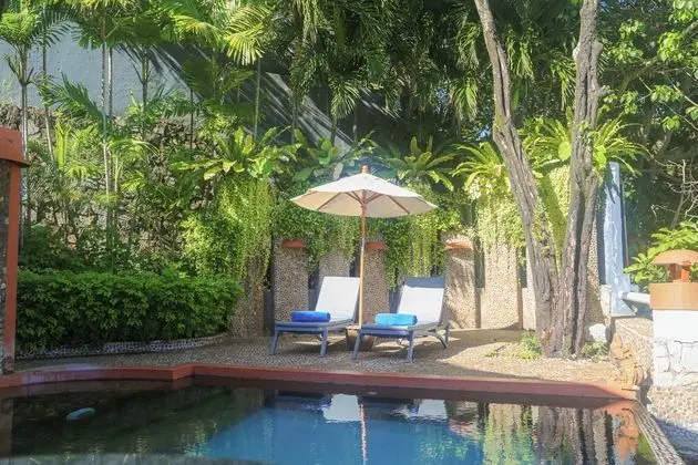 Mom Tri's Villa Royale - Havuz