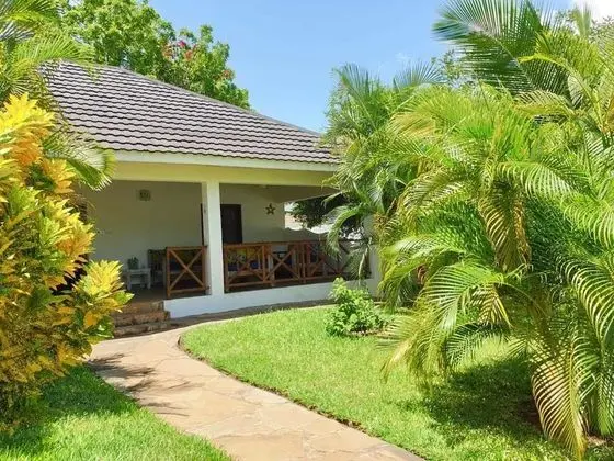 Mombasa Bungalow