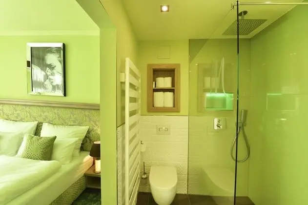 MOMENTS Boutique Hotel - Banyo Tipleri