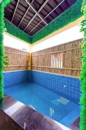 Momizi Hotel Hai Phong - Havuz