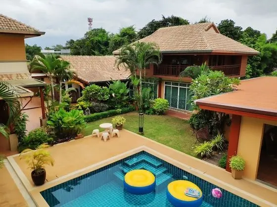 Momoka Luxury Villa