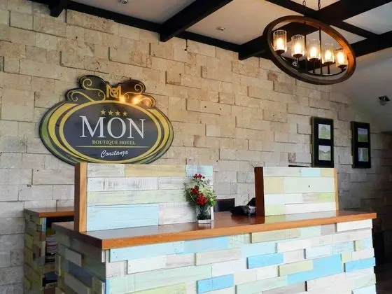 MON Hotel Boutique - Lobi