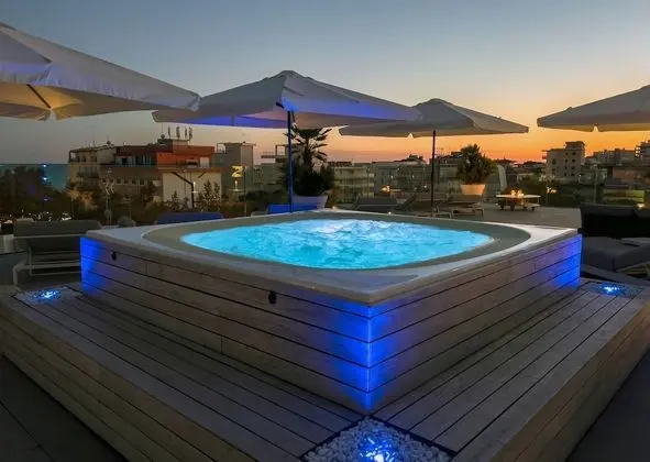 Hotel Monaco - Havuz
