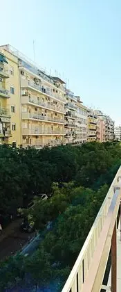 Monad Apartments Karaoli - Dış Mekan
