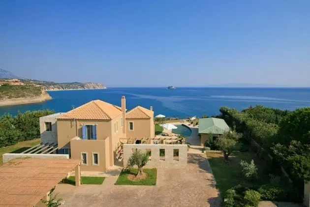 Monambeles Villas - Oda