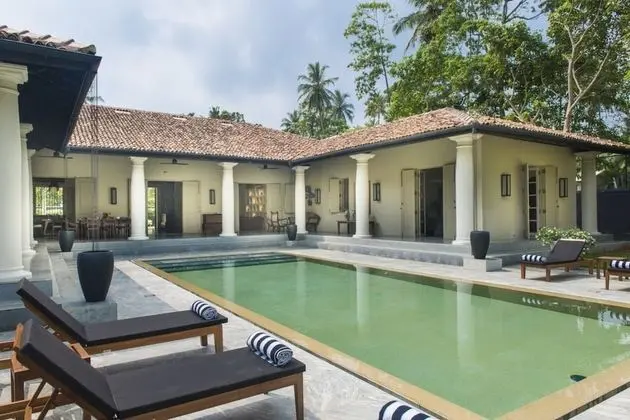 Monara House - Havuz