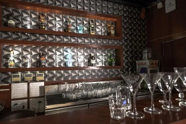Hotel Monarch Guestline in MIDC Rabale, Navi Mumbai - Yerinde Yemek