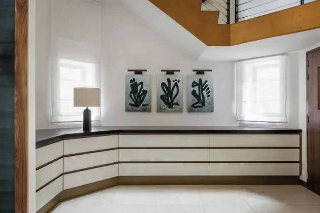 Monarch House Serviced Apartments - Lobi