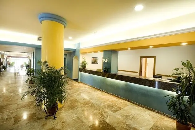 Hotel Monarque Torreblanca - Lobi