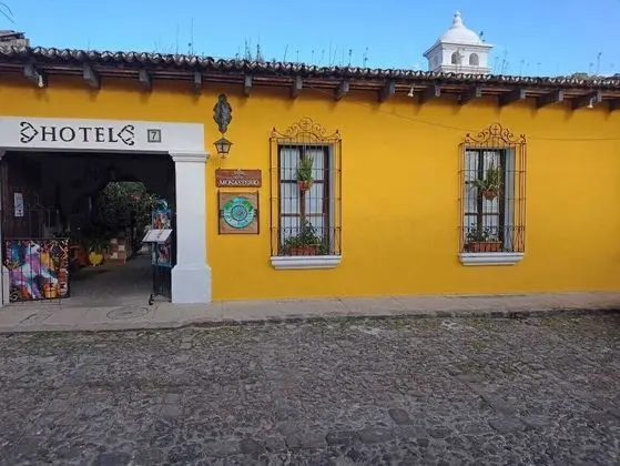 Hotel Monasterio