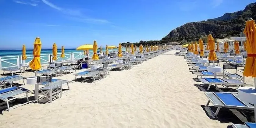 Mondello Beach Rooms - Plaj