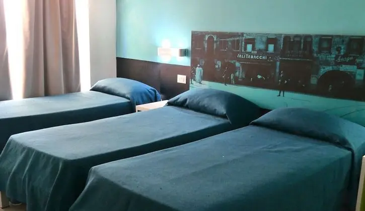 Hotel Mondial - Oda