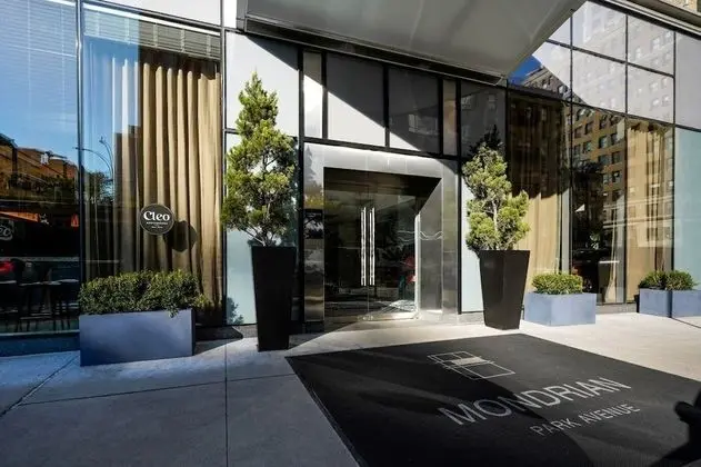Mondrian Park Avenue