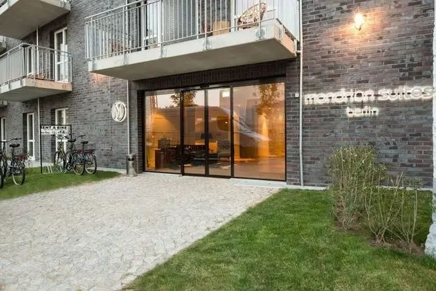 Mondrian Suites Hotel