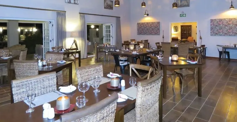 Monkey Thorn Guest Lodge - Yerinde Yemek