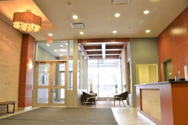 Monki-Di Executive Suites - Alura - Lobi