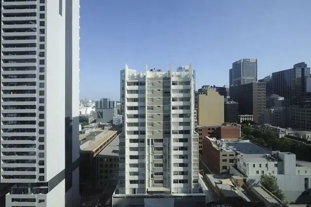 Mono Apartments on La Trobe