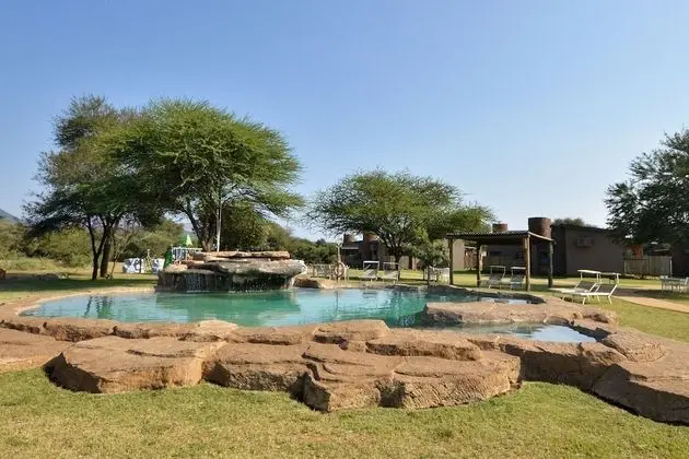 Monomotapa Village at Legend Golf & Safari Resort - Havuz