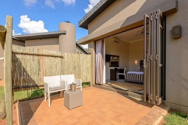 Monomotapa Village at Legend Golf & Safari Resort - Oda