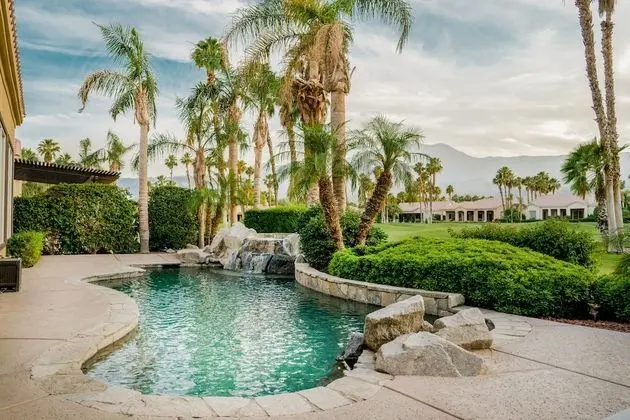 Monroe by Avantstay Beautiful Home w/ Pool & Spa PGA West Sleeps 12 Lic-064258, 5 bd