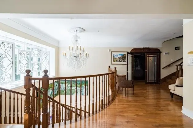 Monroe House Executive Suites - İç Mekan
