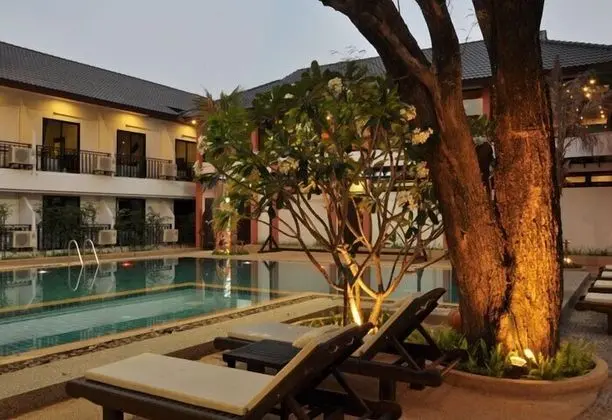 Monsane River Kwai Resort