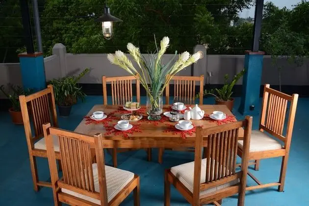 Monsoon Suites