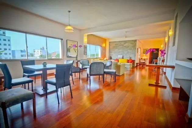 Monsoon Suites - Öne Çıkan Resim