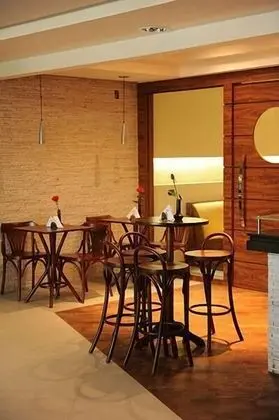 Mont Blanc Apart Hotel Duque de Caxias - Yerinde Yemek