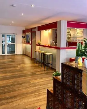 Montana Hotel Köln-Bonn Airport - Lobi