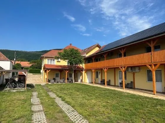 Montana Vendégház