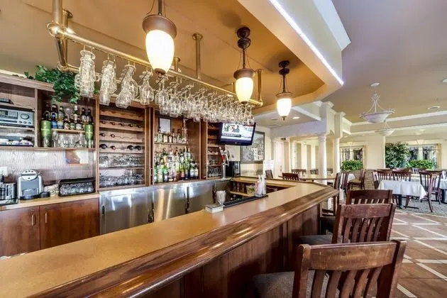 Monte Carlo Inn Brampton Suites - Öne Çıkan Resim