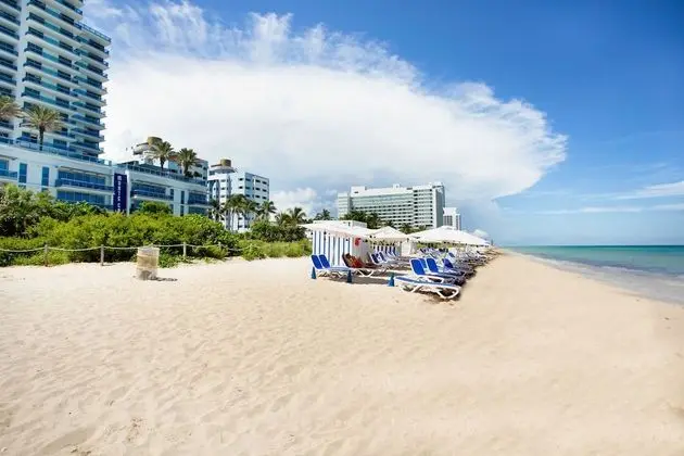Monte Carlo by Miami Vacations - Plaj