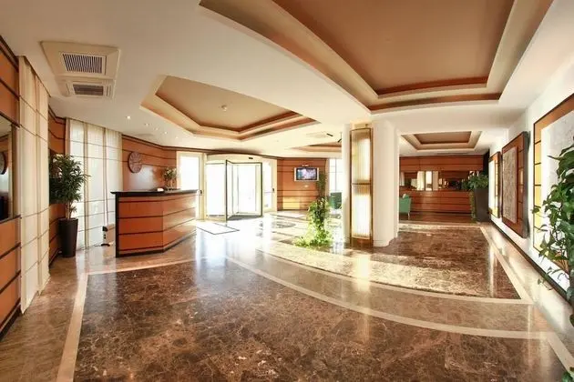 Monte Carlo Palace Rooms - Lobi