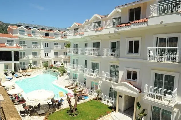 Montebello Deluxe