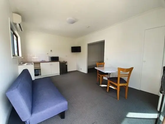 Montego Mermaid Beach Motel - Oda