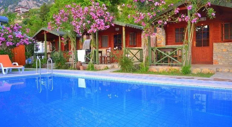Montenegro Motel - Havuz