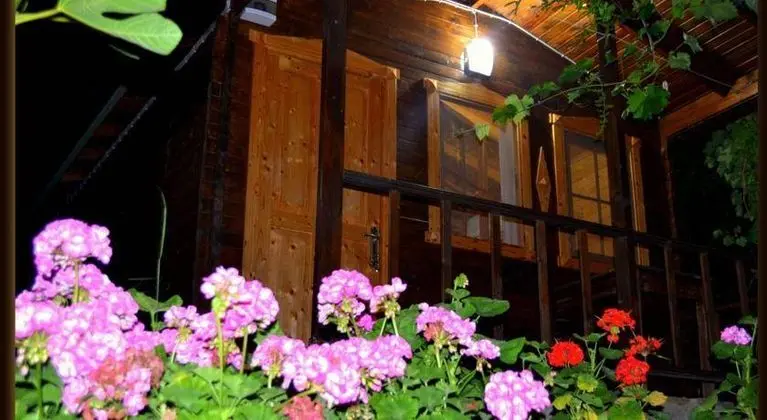 Montenegro Motel - Yerinde Yemek