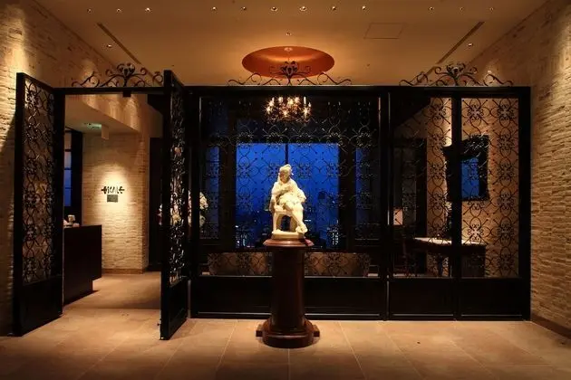 Hotel Monterey Grasmere Osaka - Lobi