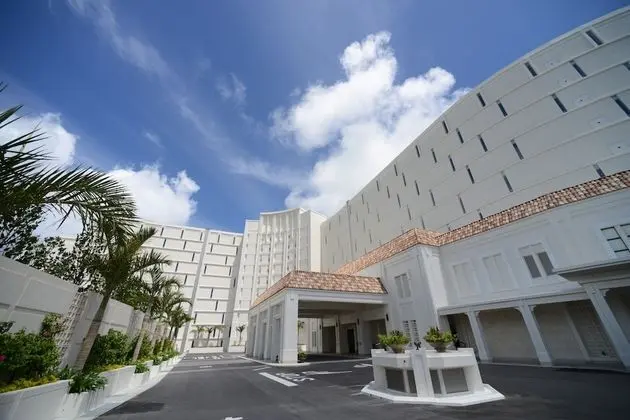 Hotel Monterey Okinawa Spa & Resort - Dış Mekan