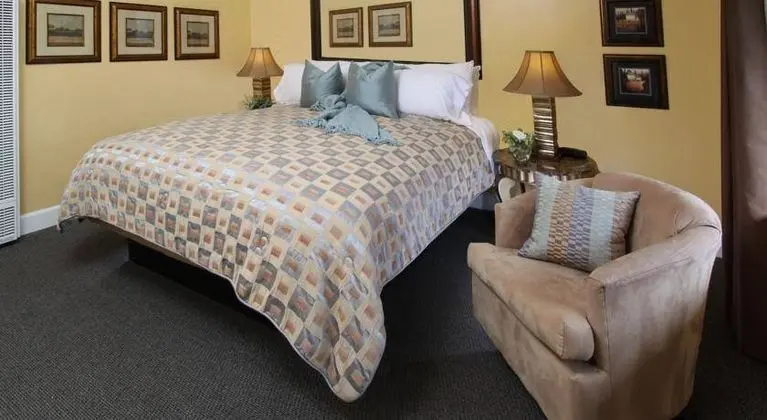 Monterey Peninsula Inn