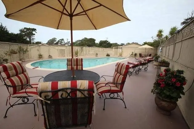Monterey Peninsula Inn