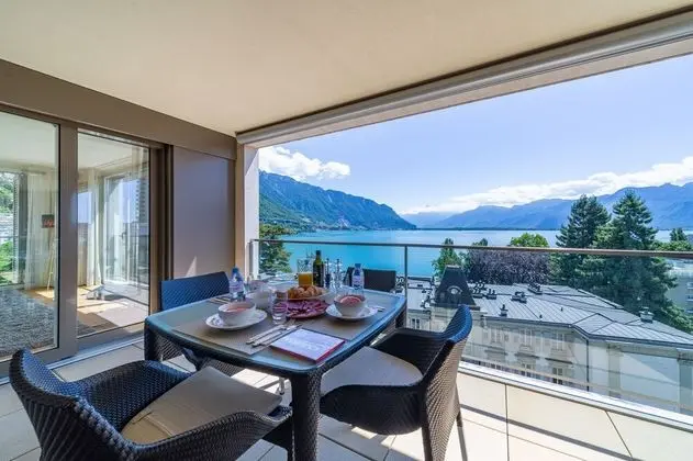 Montreux Panoramic Views 4BD Apartment
