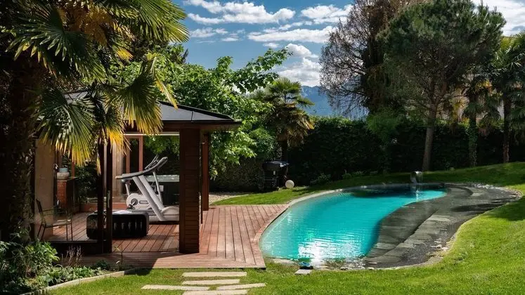 Montreux Rotana Villa - Öne Çıkan Resim